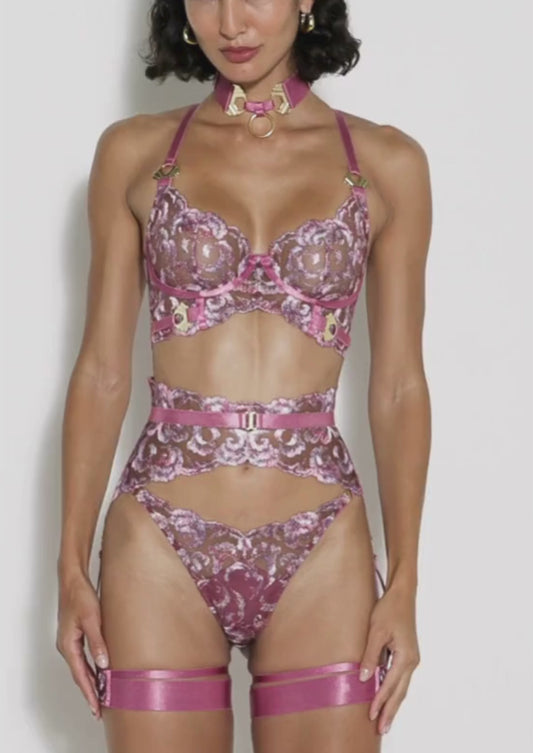 Ornate Desire - Pink